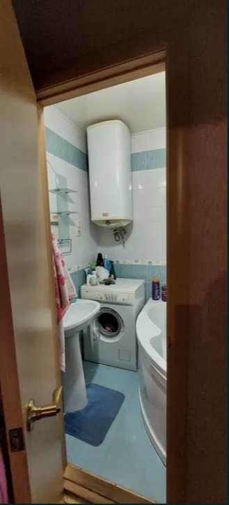 продажа трехкомнатной квартиры номер A-174006 в Киевском районе, фото номер 7